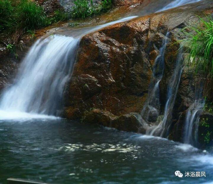 逃离海岛村