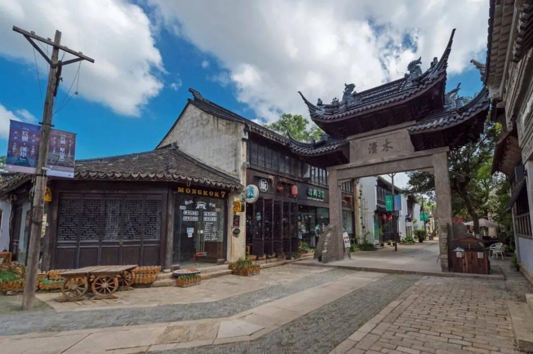 喜迎春节 欢度佳节氛围浓